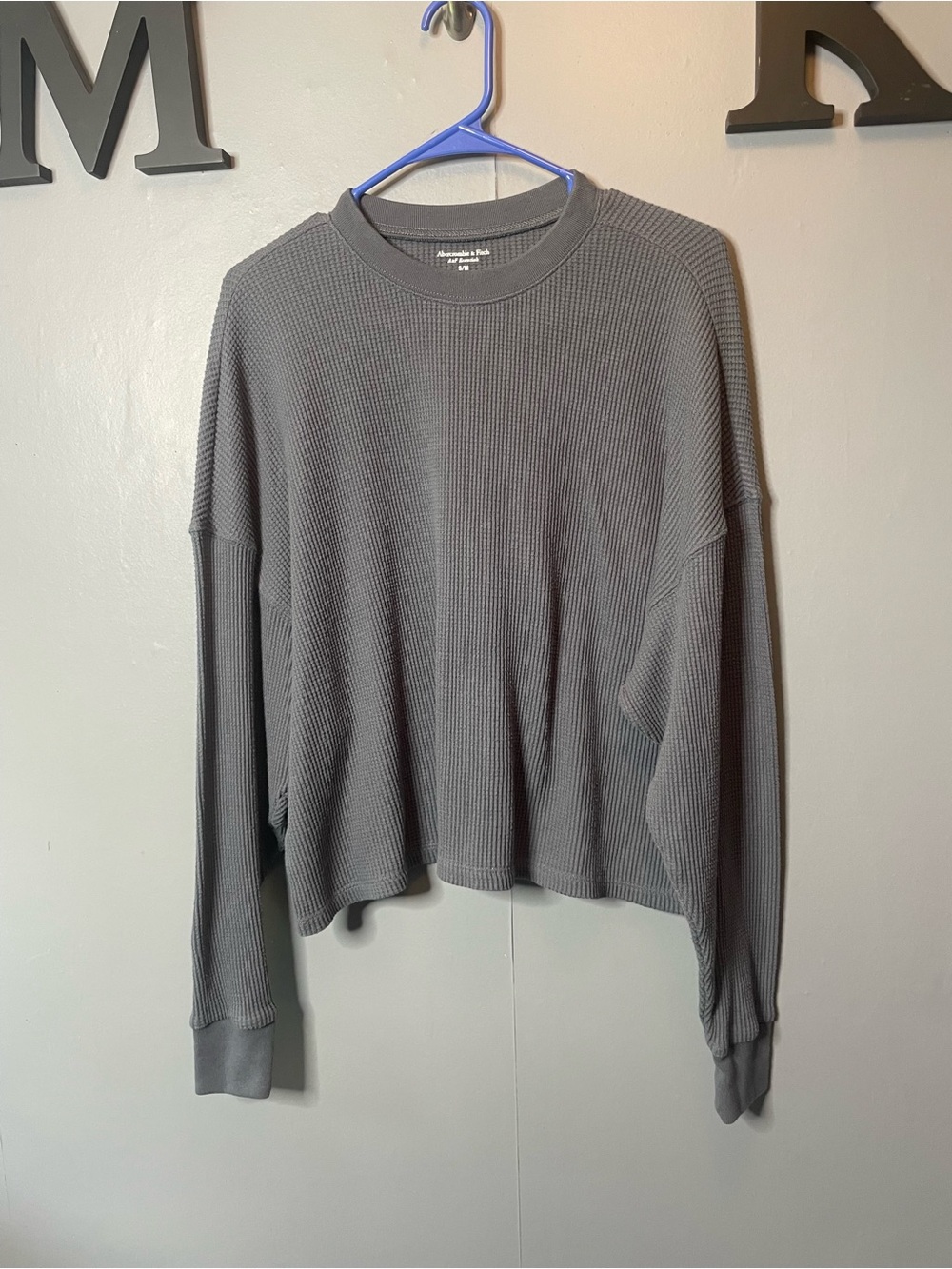 Abercrombie & Fitch Navy/Gray Waffle Knit Crewneck size medium